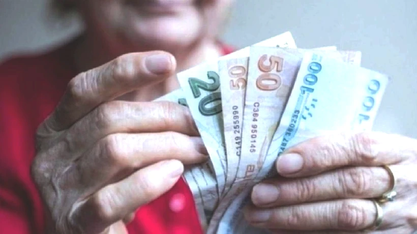 SGK Uzmanı Özgür Erdursun İtiraf Etti: Bu Emeklilerin Maaşında Kesinti Yapılacak - Resim: 3