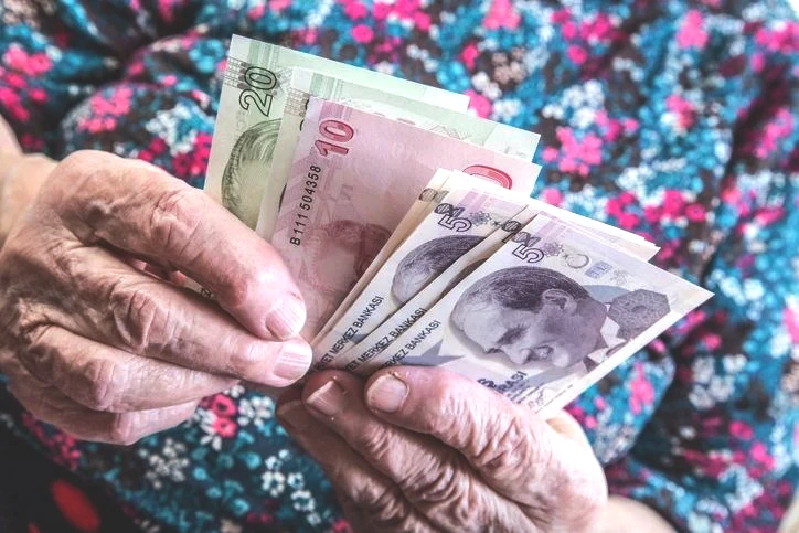 Emekli zammı beklentisi sürüyor: Emekli zammı ne kadar olacak? SSK, Bağ‑Kur ve Emekli Sandığı zammı açıklandı mı? - 3